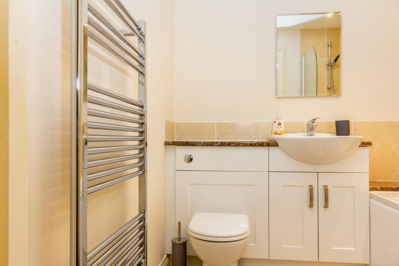 Host & Stay - Hillbrook House Apartment 大莫尔文 外观 照片